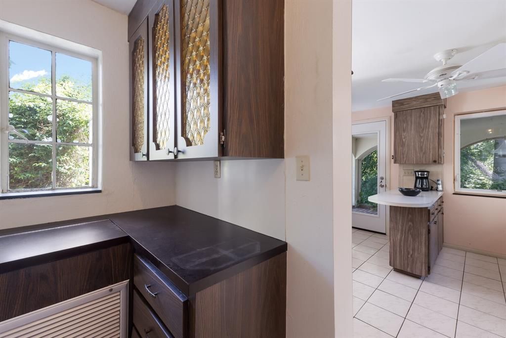 En Venta: $1,350,000 (3 camas, 2 baños, 2593 Pies cuadrados)