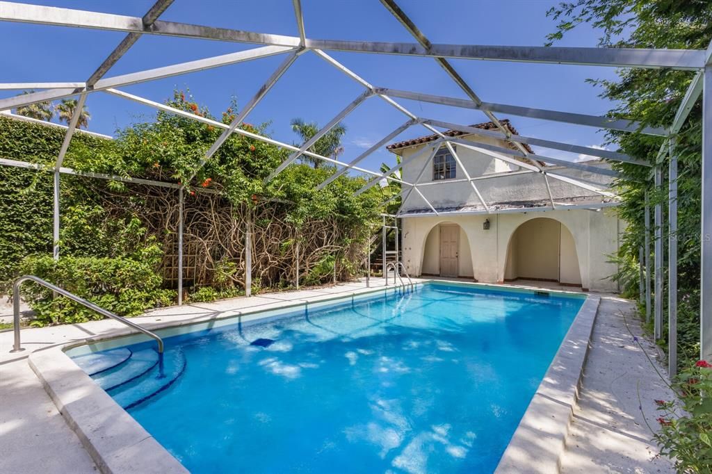 En Venta: $1,350,000 (3 camas, 2 baños, 2593 Pies cuadrados)