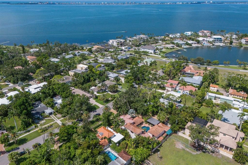 En Venta: $1,350,000 (3 camas, 2 baños, 2593 Pies cuadrados)