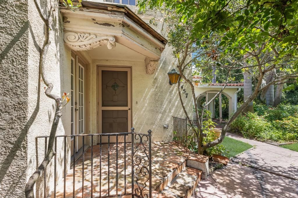 En Venta: $1,350,000 (3 camas, 2 baños, 2593 Pies cuadrados)