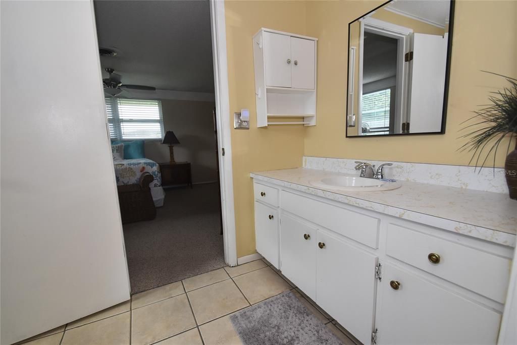 For Sale: $299,699 (2 beds, 2 baths, 1704 Square Feet)