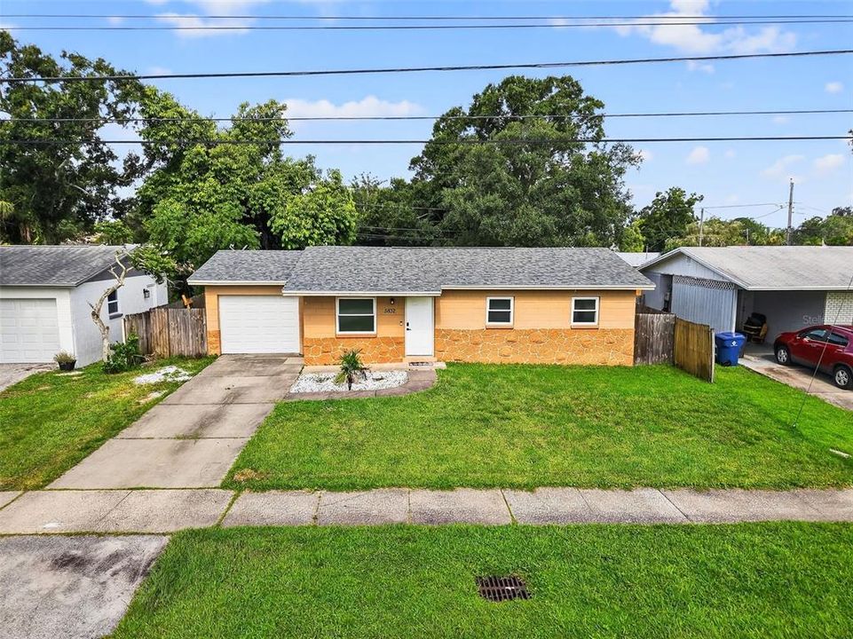 For Sale: $330,000 (3 beds, 1 baths, 999 Square Feet)