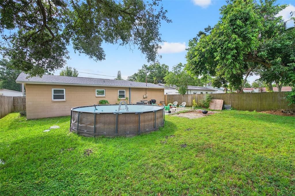 For Sale: $330,000 (3 beds, 1 baths, 999 Square Feet)