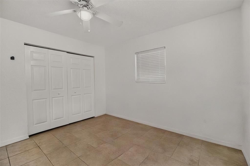 For Sale: $330,000 (3 beds, 1 baths, 999 Square Feet)