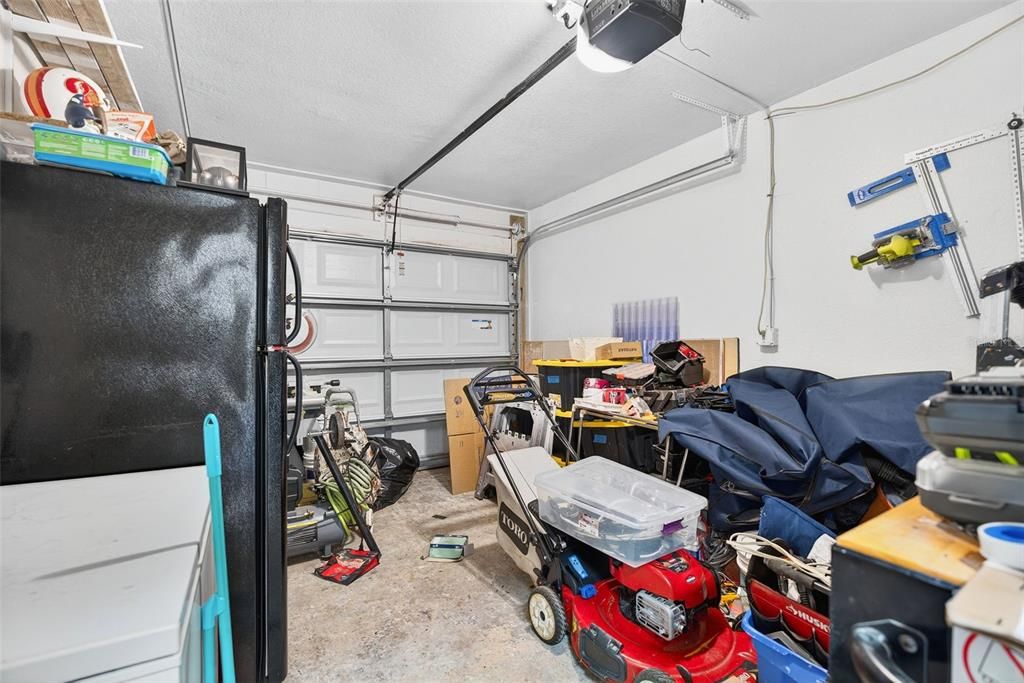 For Sale: $330,000 (3 beds, 1 baths, 999 Square Feet)