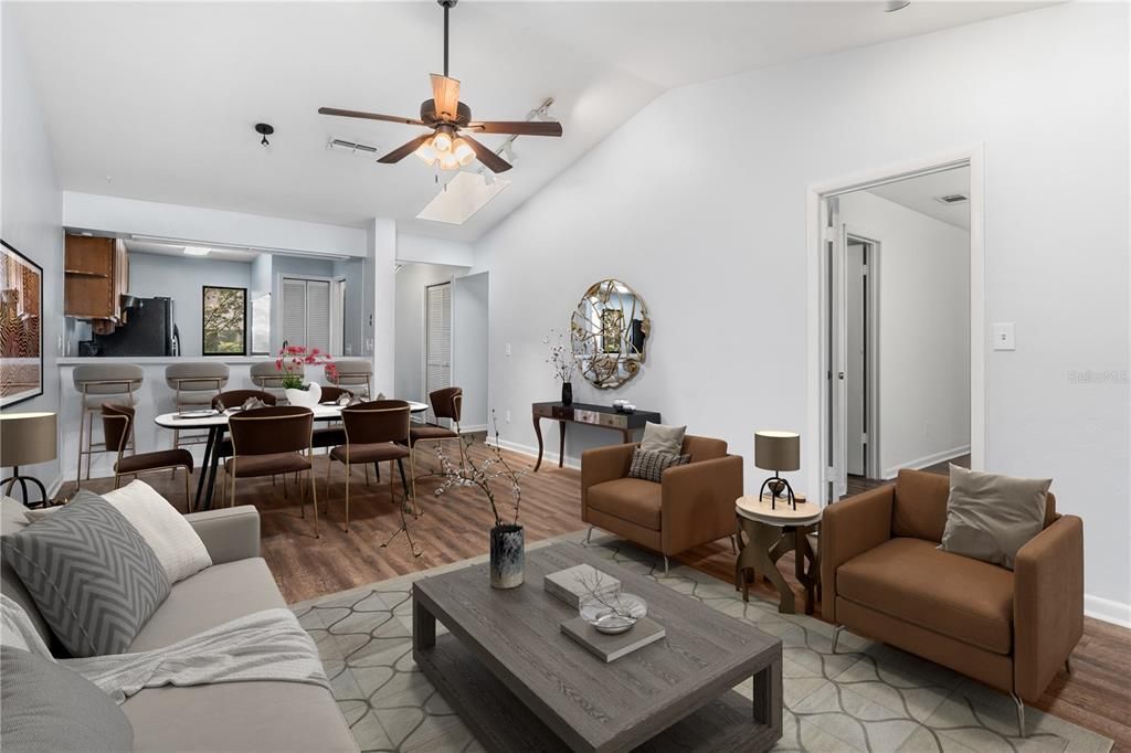 For Sale: $195,000 (2 beds, 2 baths, 1007 Square Feet)