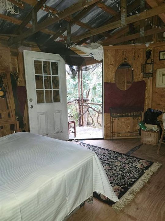 На продажу: $109,500 (3.00 acres)