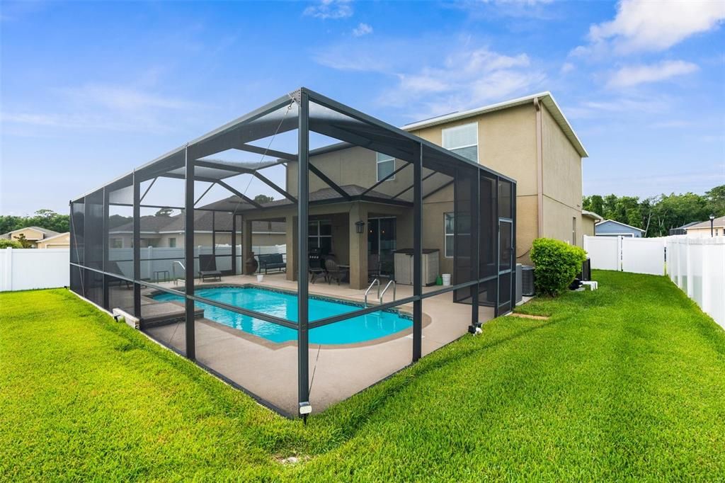 For Sale: $432,000 (4 beds, 3 baths, 2529 Square Feet)