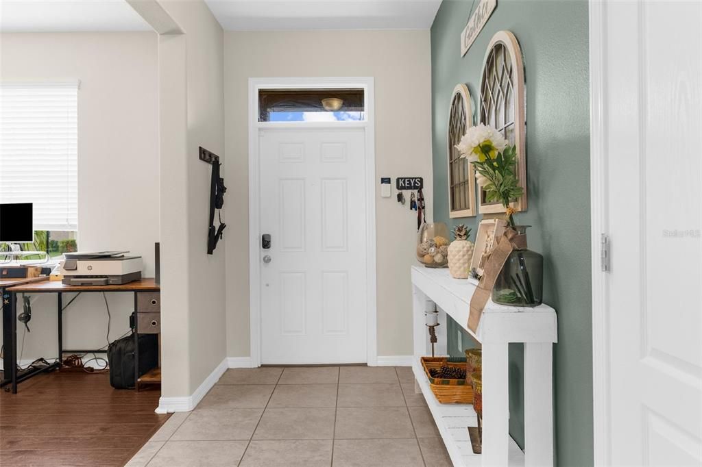 For Sale: $432,000 (4 beds, 3 baths, 2529 Square Feet)