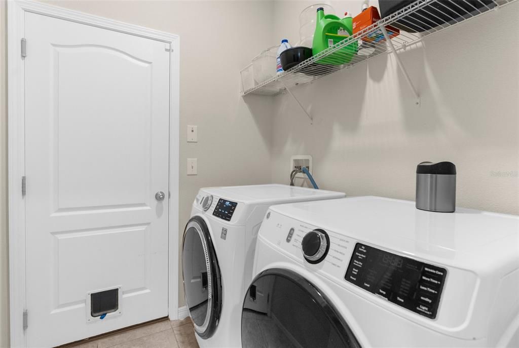 For Sale: $432,000 (4 beds, 3 baths, 2529 Square Feet)