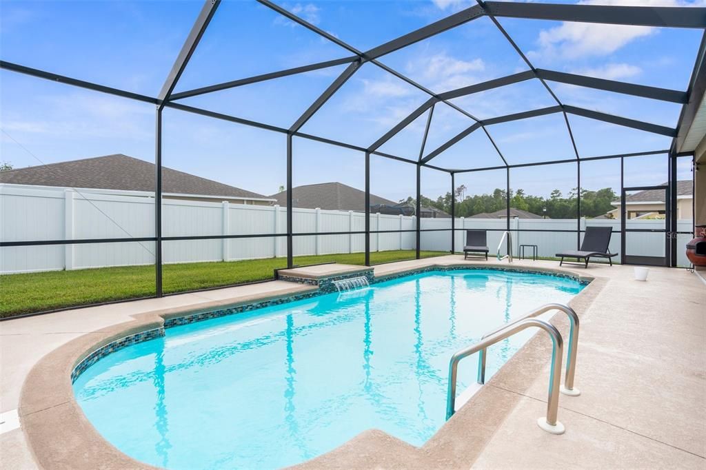 For Sale: $432,000 (4 beds, 3 baths, 2529 Square Feet)