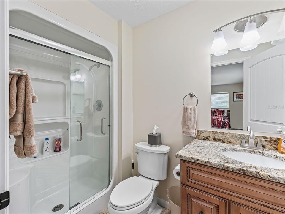 En Venta: $579,900 (3 camas, 3 baños, 2064 Pies cuadrados)