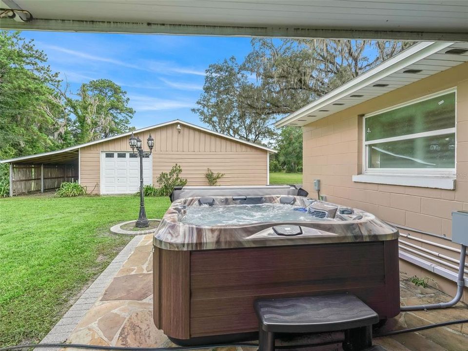 En Venta: $579,900 (3 camas, 3 baños, 2064 Pies cuadrados)