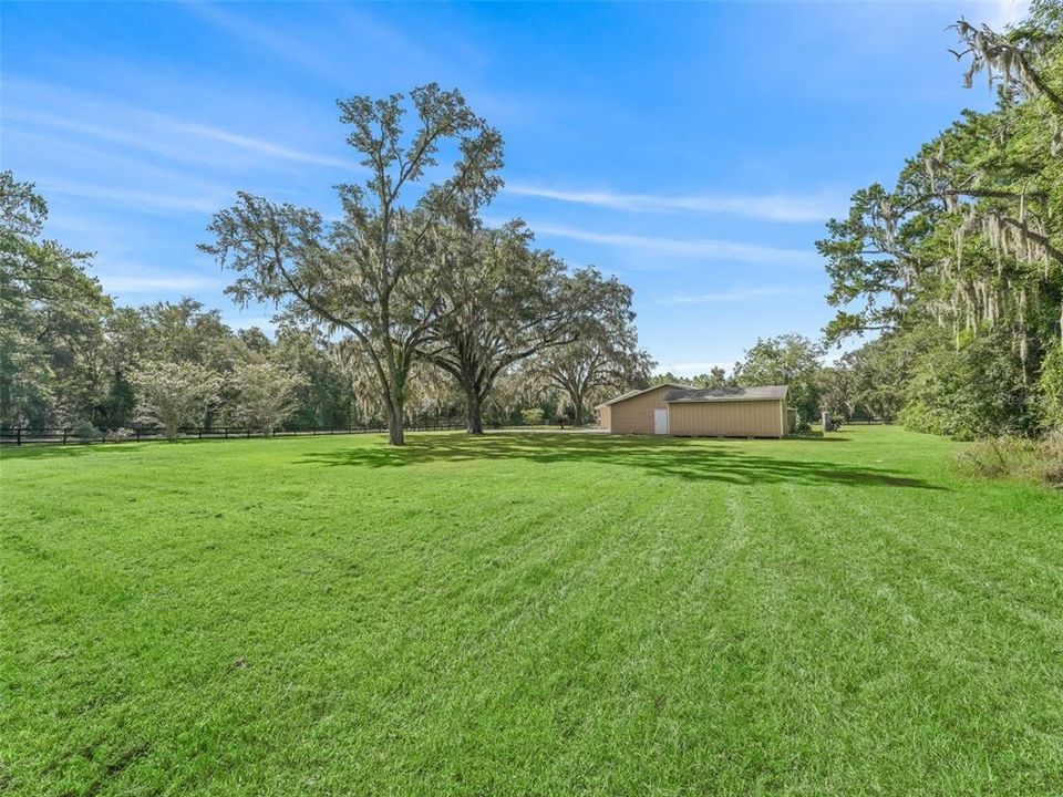 En Venta: $579,900 (3 camas, 3 baños, 2064 Pies cuadrados)