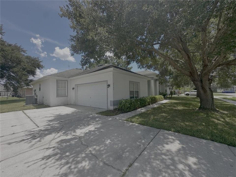 En Venta: $469,000 (4 camas, 2 baños, 2313 Pies cuadrados)