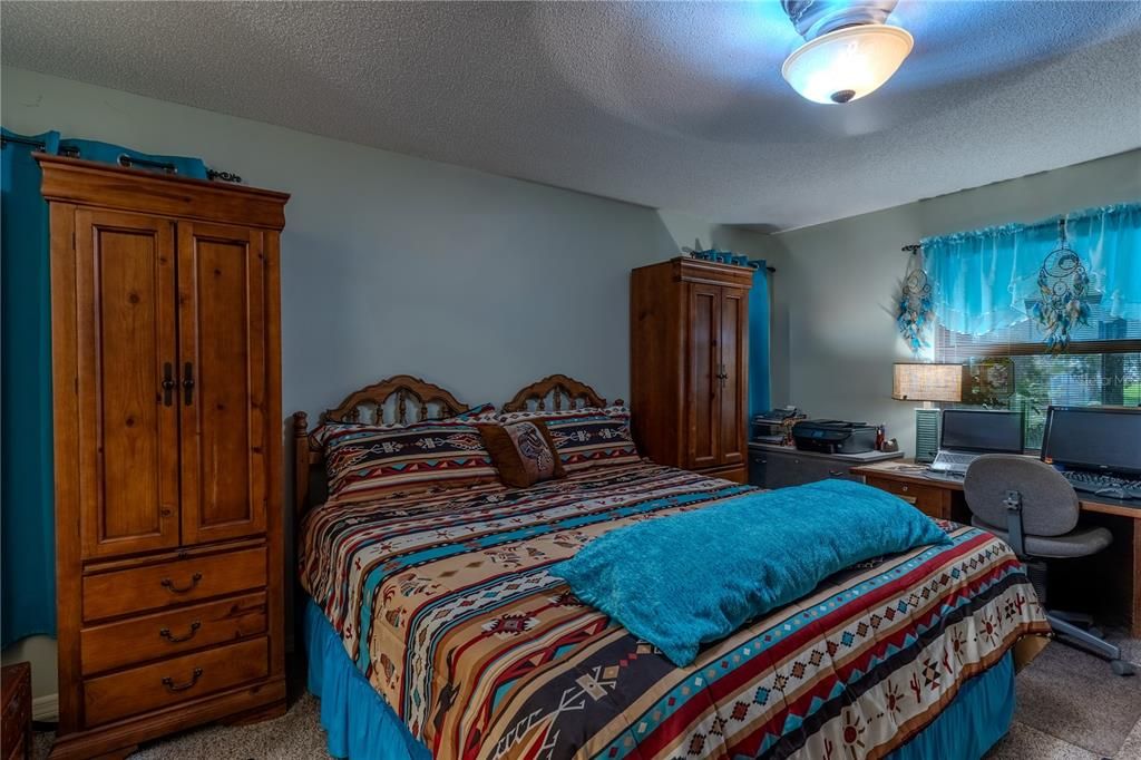 На продажу: $390,000 (2 спален, 2 ванн, 1694 Квадратных фут)