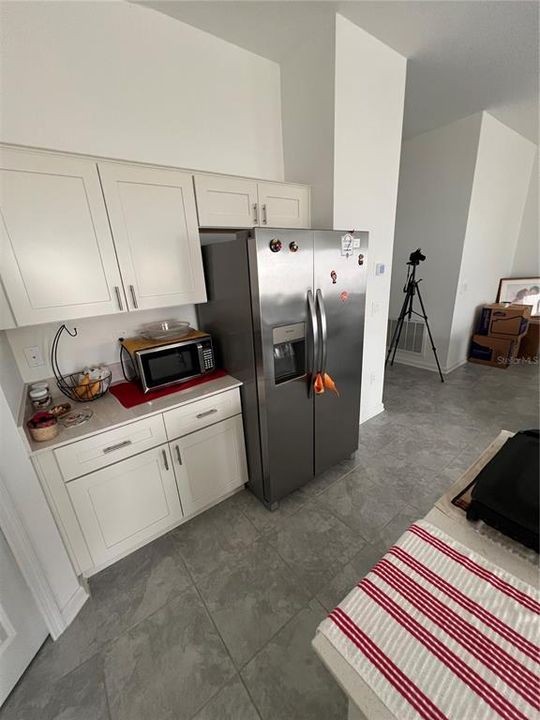 出租: $2,000 (4 贝兹, 2 浴室, 1955 平方英尺)