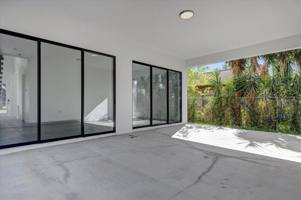 На продажу: $800,000 (3 спален, 3 ванн, 2212 Квадратных фут)