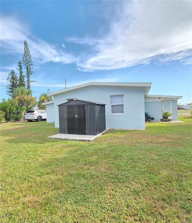 Под контрактом: $168,990 (3 спален, 1 ванн, 994 Квадратных фут)