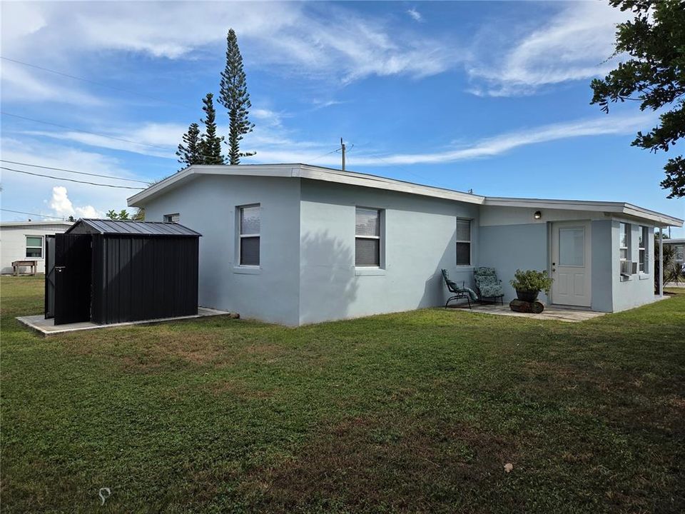 Под контрактом: $168,990 (3 спален, 1 ванн, 994 Квадратных фут)