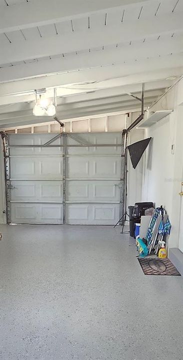 Под контрактом: $168,990 (3 спален, 1 ванн, 994 Квадратных фут)