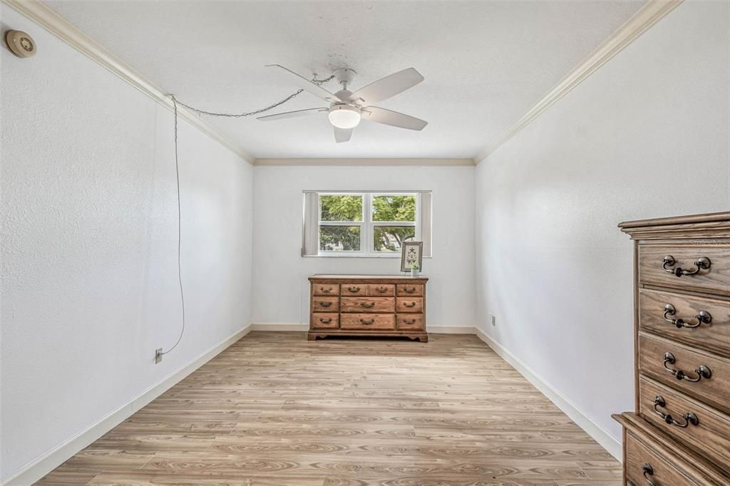 Active With Contract: $140,000 (2 beds, 2 baths, 1174 Square Feet)