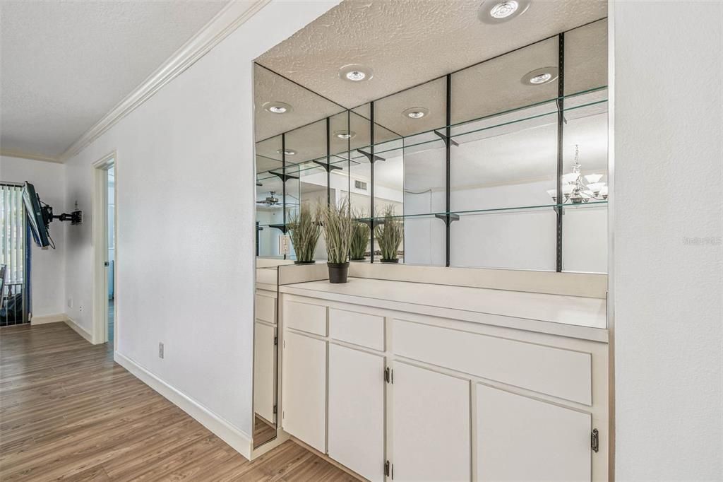 Active With Contract: $140,000 (2 beds, 2 baths, 1174 Square Feet)