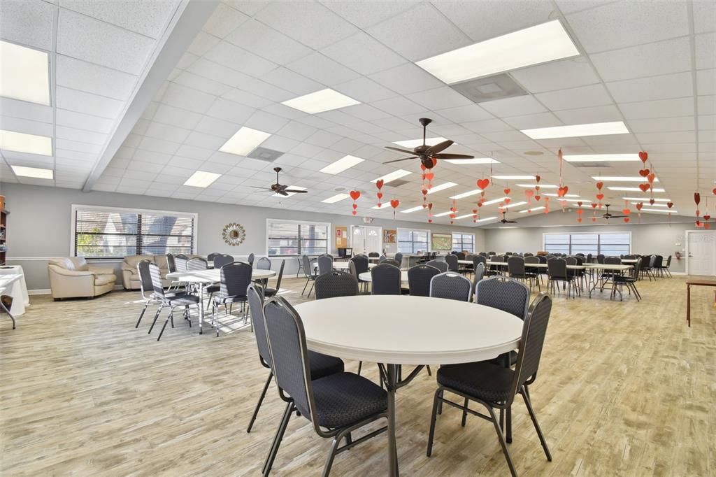 Active With Contract: $140,000 (2 beds, 2 baths, 1174 Square Feet)