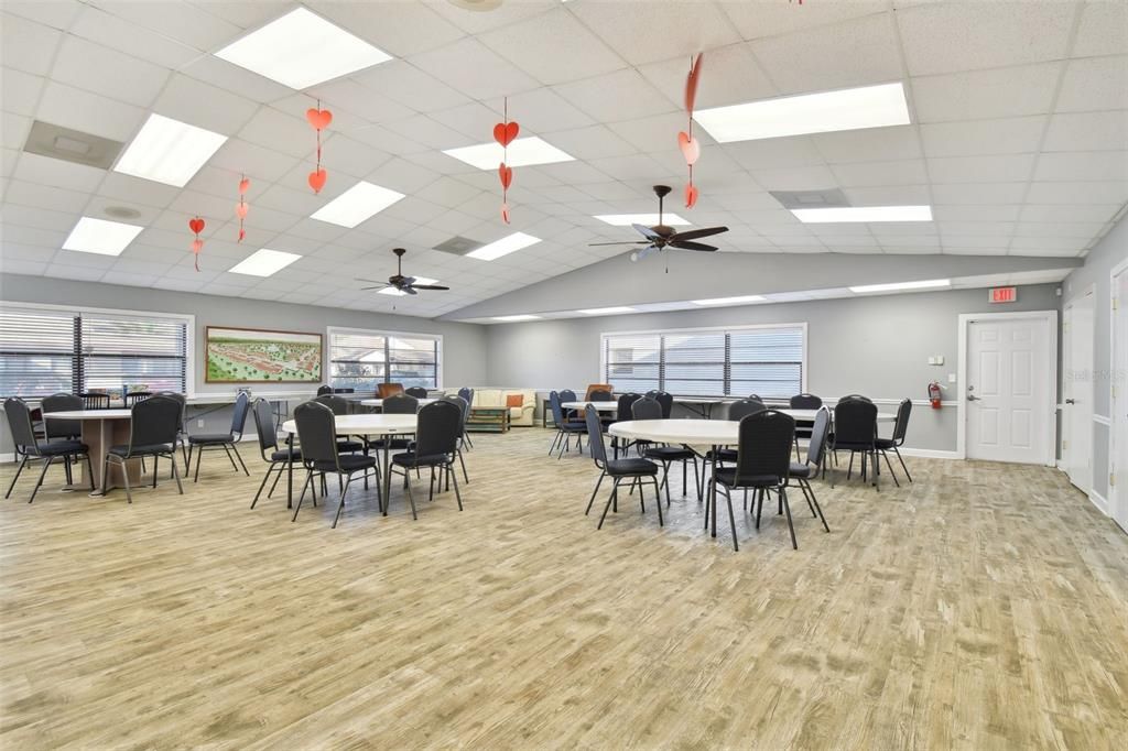 Active With Contract: $140,000 (2 beds, 2 baths, 1174 Square Feet)