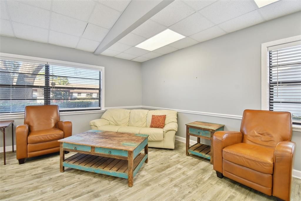 Active With Contract: $140,000 (2 beds, 2 baths, 1174 Square Feet)