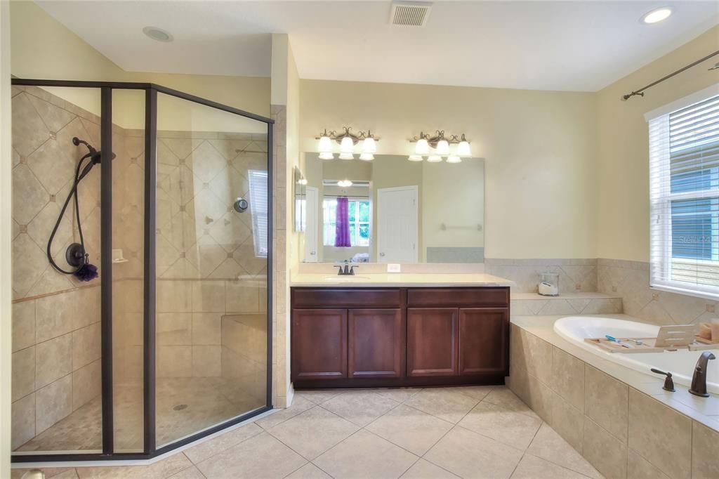 Active With Contract: $385,000 (3 beds, 2 baths, 2050 Square Feet)