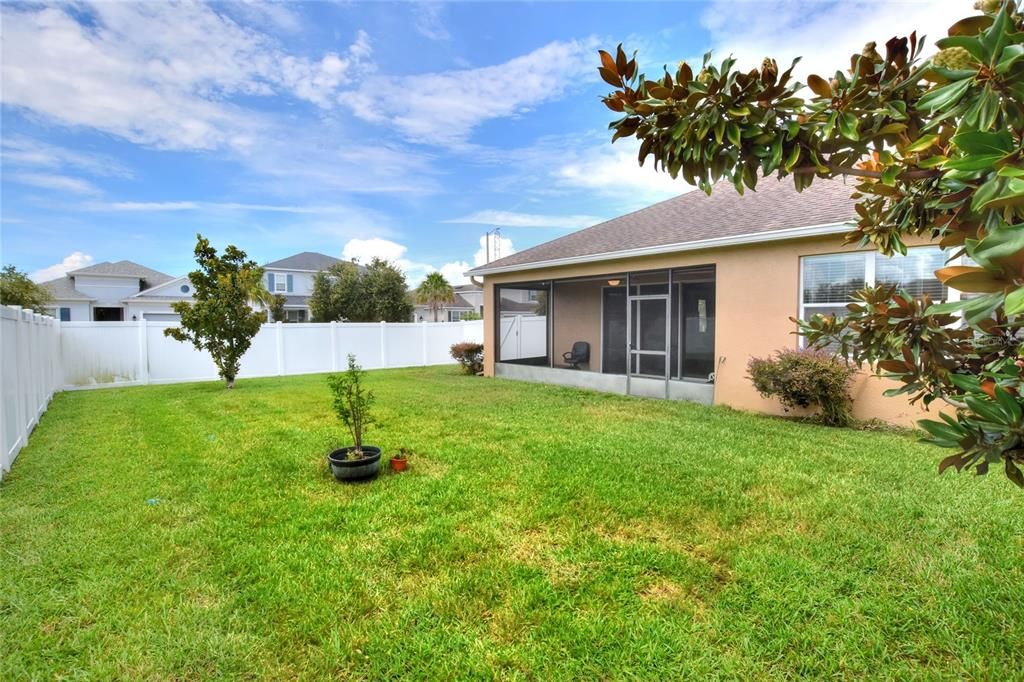 Active With Contract: $385,000 (3 beds, 2 baths, 2050 Square Feet)