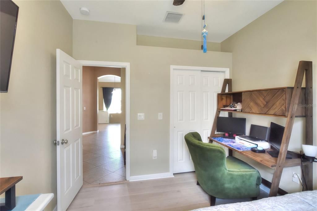 Active With Contract: $385,000 (3 beds, 2 baths, 2050 Square Feet)