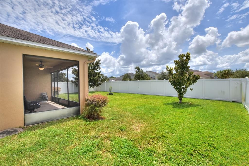 Active With Contract: $385,000 (3 beds, 2 baths, 2050 Square Feet)