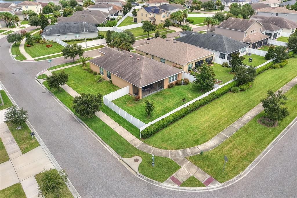 Active With Contract: $385,000 (3 beds, 2 baths, 2050 Square Feet)