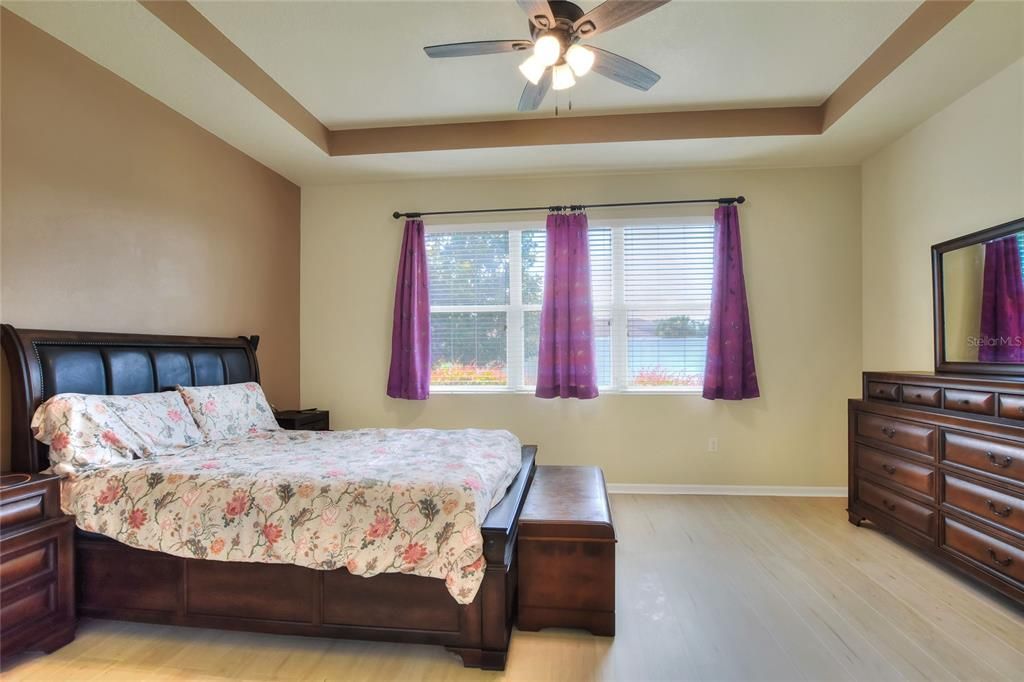 Active With Contract: $385,000 (3 beds, 2 baths, 2050 Square Feet)