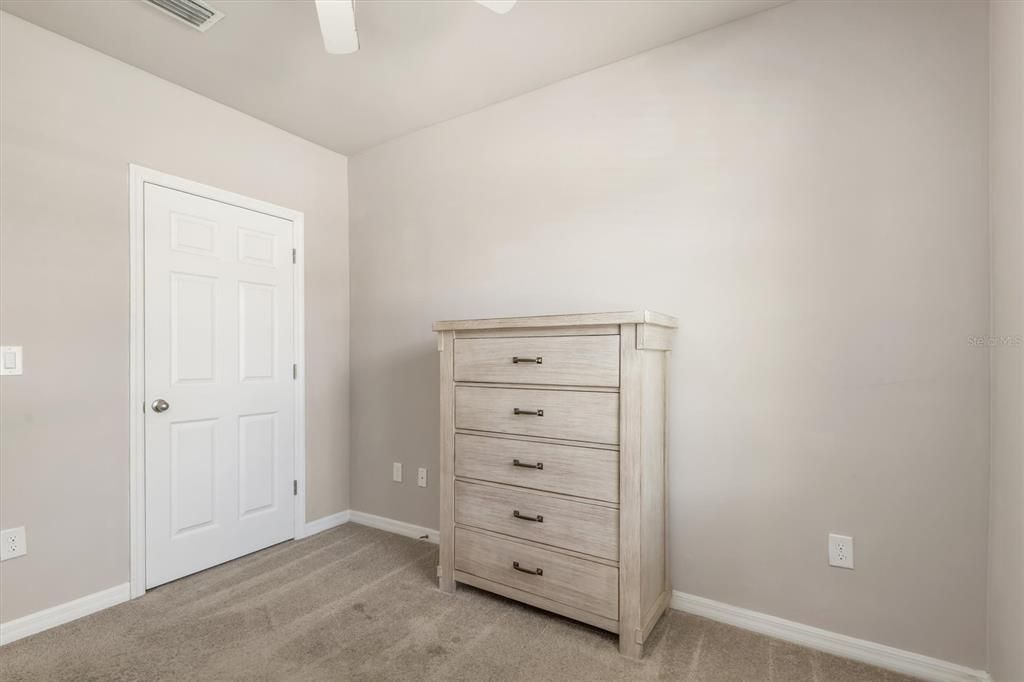 For Sale: $279,000 (2 beds, 2 baths, 1516 Square Feet)