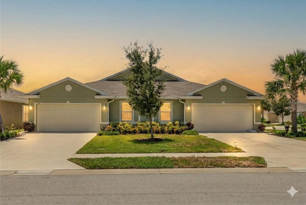 For Sale: $279,000 (2 beds, 2 baths, 1516 Square Feet)