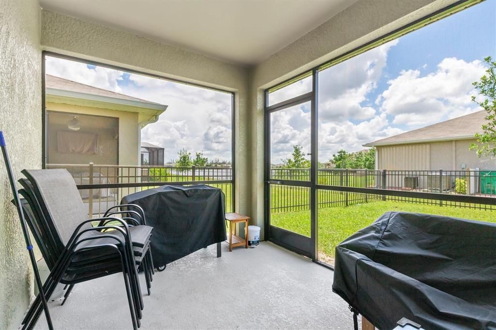 For Sale: $279,000 (2 beds, 2 baths, 1516 Square Feet)