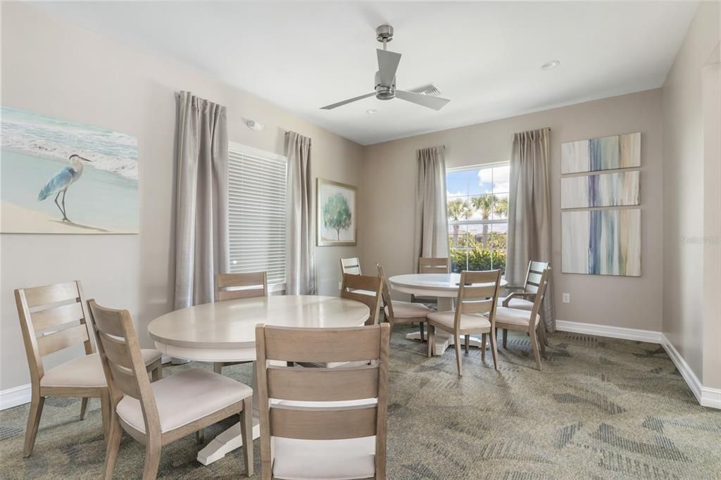 For Sale: $279,000 (2 beds, 2 baths, 1516 Square Feet)