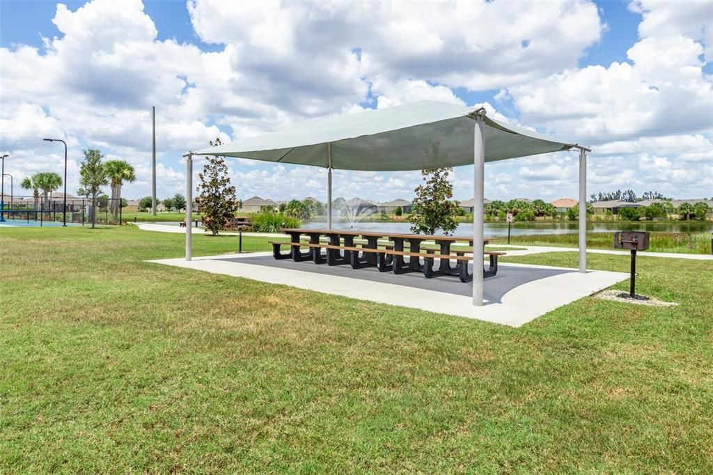 For Sale: $279,000 (2 beds, 2 baths, 1516 Square Feet)