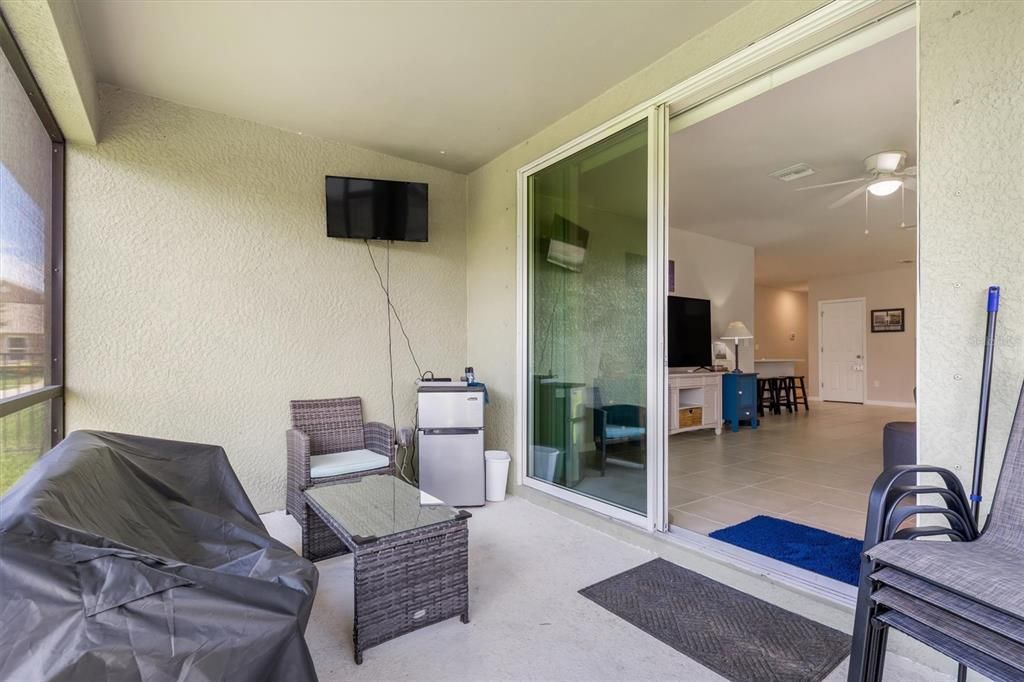 For Sale: $279,000 (2 beds, 2 baths, 1516 Square Feet)