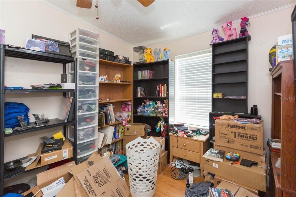 待售: $325,000 (3 贝兹, 2 浴室, 1512 平方英尺)