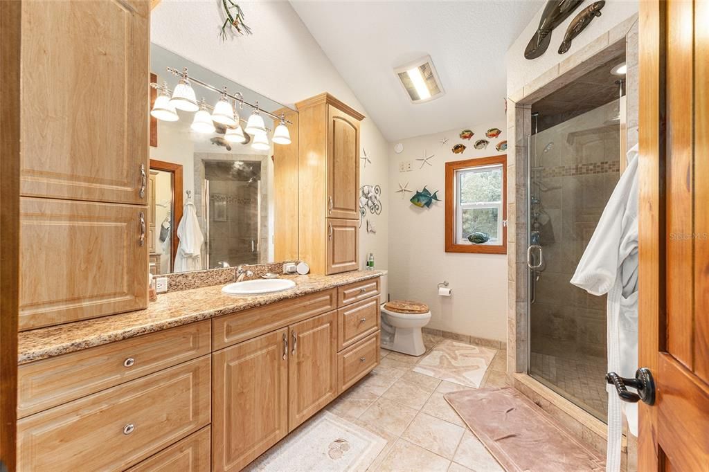 For Sale: $1,075,000 (3 beds, 4 baths, 4911 Square Feet)