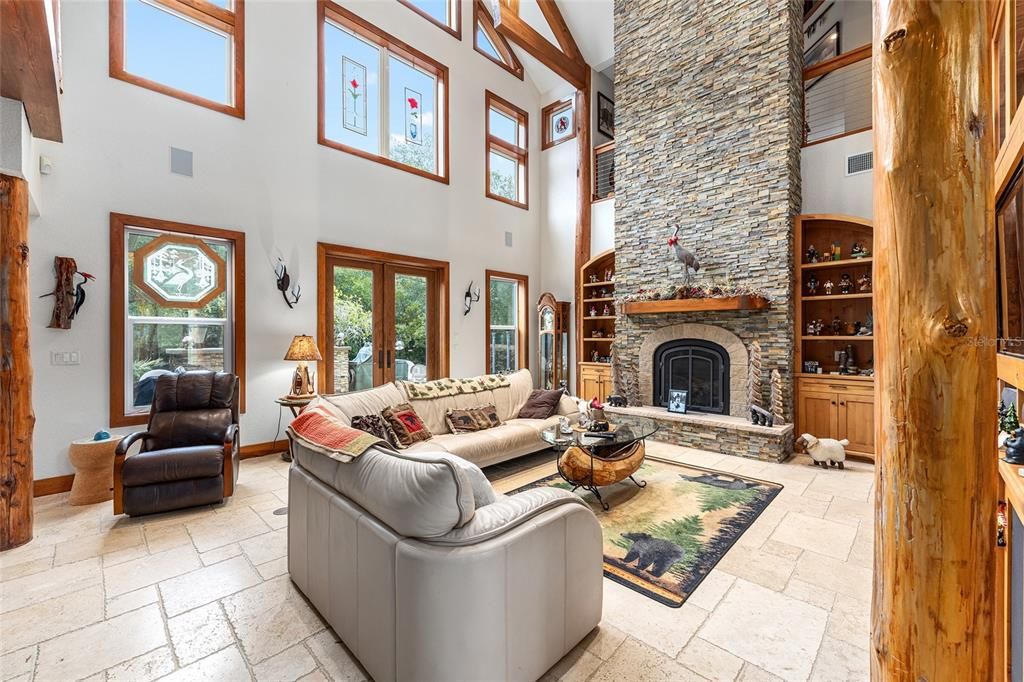 For Sale: $1,075,000 (3 beds, 4 baths, 4911 Square Feet)