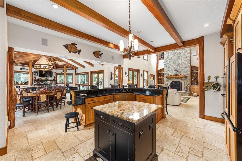 For Sale: $1,075,000 (3 beds, 4 baths, 4911 Square Feet)