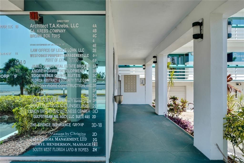 Active With Contract: $98,000 (0 beds, 0 baths, 921 Square Feet)