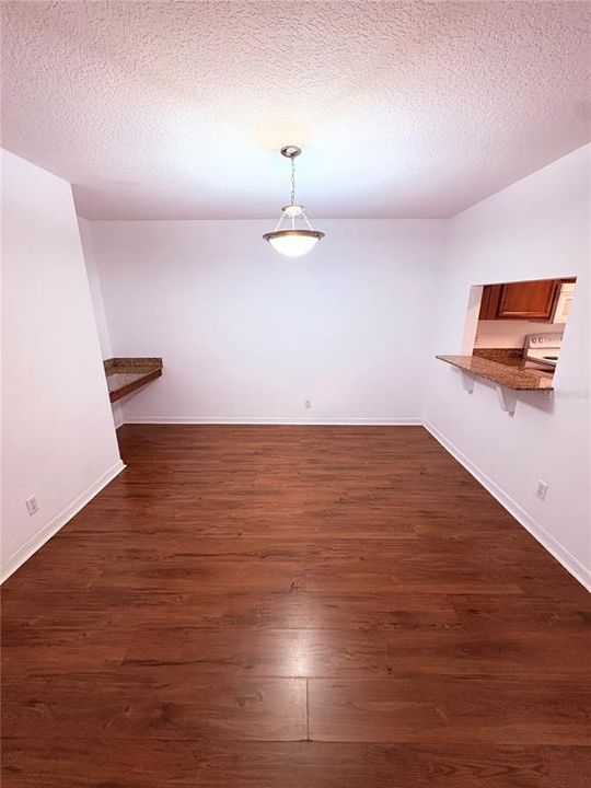 Active With Contract: $1,700 (2 beds, 2 baths, 1560 Square Feet)