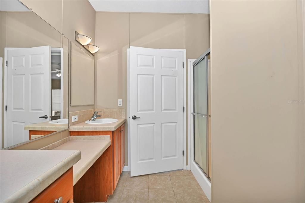 For Sale: $304,900 (3 beds, 2 baths, 2200 Square Feet)