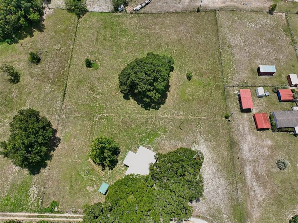 For Sale: $304,900 (3 beds, 2 baths, 2200 Square Feet)